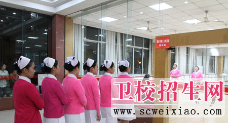 四川护理学院2014年实习就业双向选拔会顺利结束
