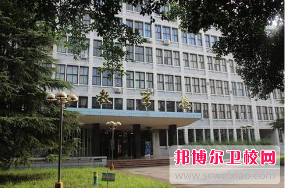 重庆沙坪坝区2022年初中生学卫校的学校