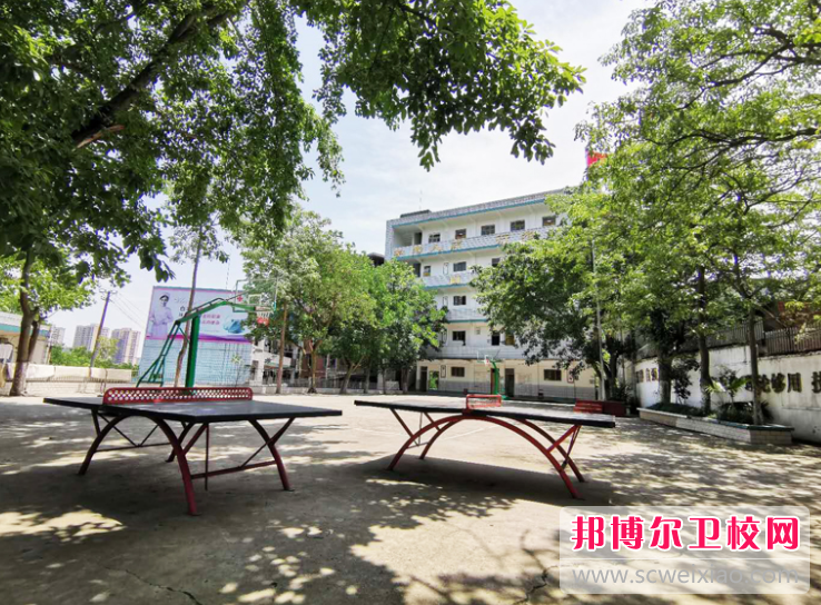 重庆渝西卫生学校2022年招生办联系电话