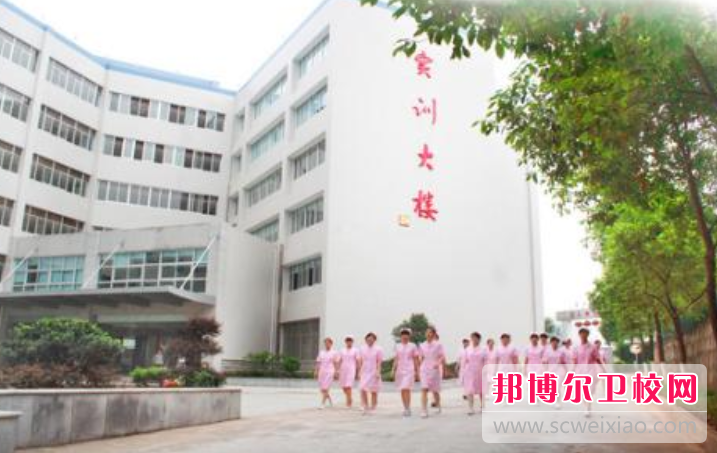 2023年湖南省有哪些初中生报考临床医学的卫校呢