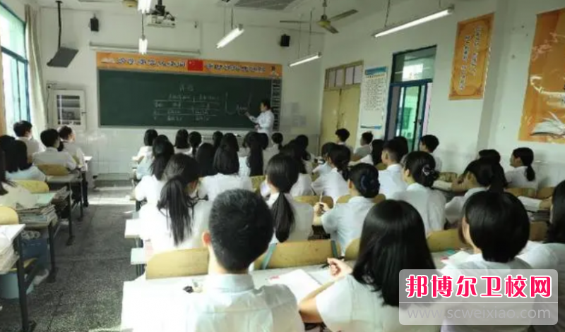 2023年重庆市南丁卫生职业学校护理专业先容