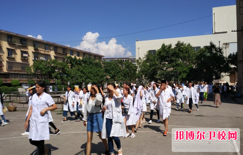 2023年四川凉山卫生学校是不是公办学校