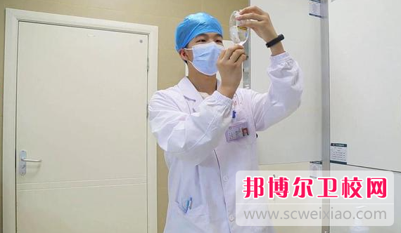 2023年重庆男生读护理学校学什么好