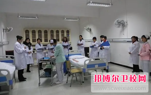 2023年重庆有什么护理学校