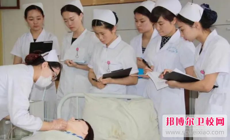 贵州2023年女生读护理学校可不可以