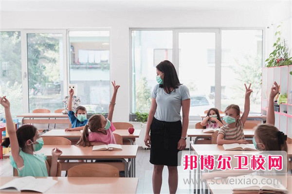 2023广西排名前八的公办助产护理学校名单