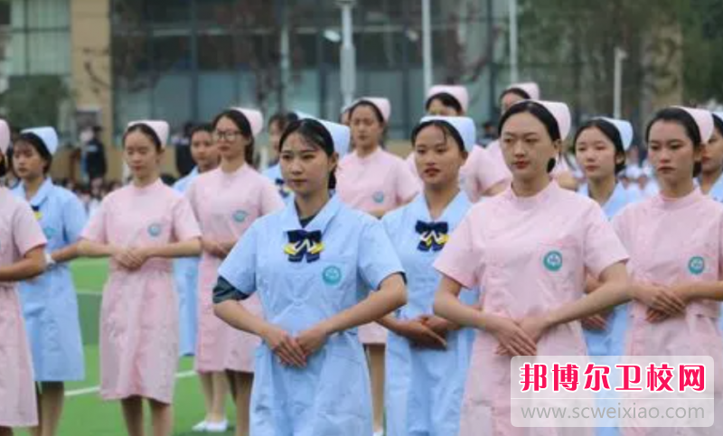 云南2023年女生上护理学校学什么专业好