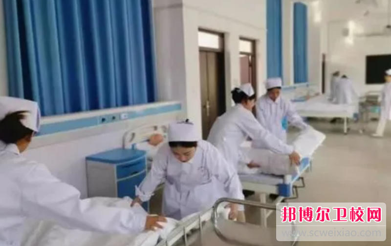 云南2023年护理学校是学什么的