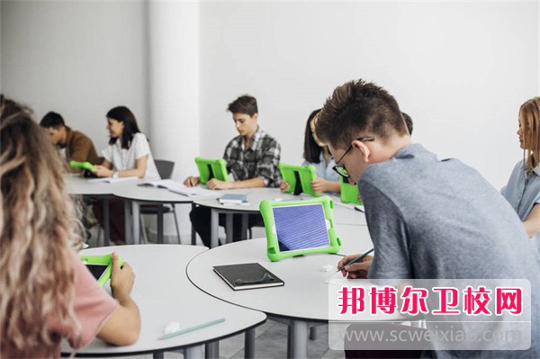 2023广州排名前二的助产护理学校名单