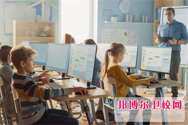 2024郑州排名前四的卫生学校名单