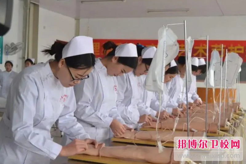 湖南2024年中专护理学校有哪些专业